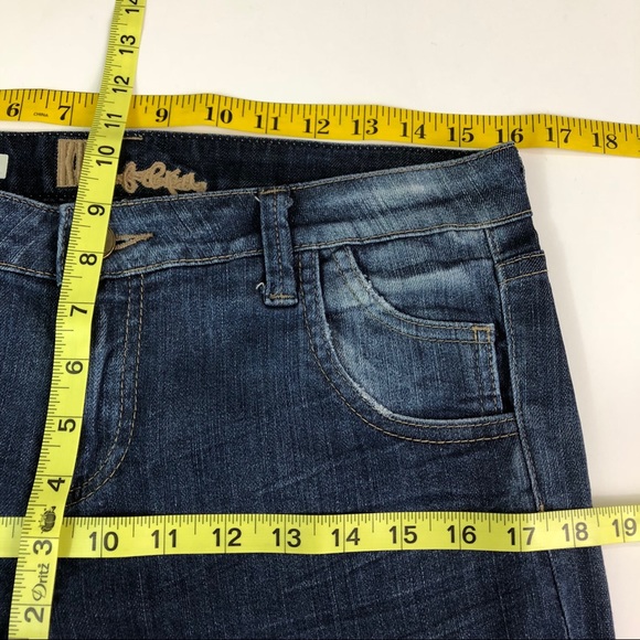 Kut from the Kloth Maggy Flare Jeans Size 6 - Picture 7 of 8